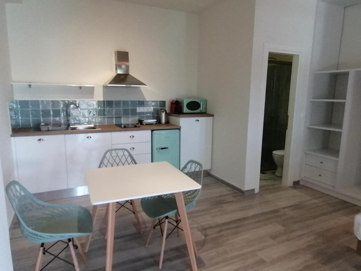 Villa Nena - Studio Suites Καλάμι Εξωτερικό φωτογραφία